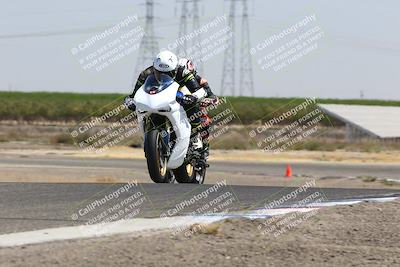 media/Sep-01-2025-Lets Ride (Mon) [[4370d11284]]/B Group/1220pm (Wheelie Bump)/